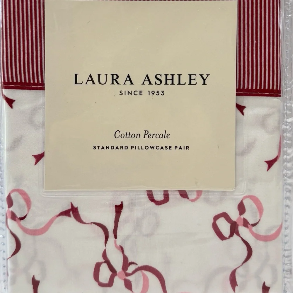 Laura Ashley Red Trailing Bows Stripe Set of 2 Cotton Standard Pillowcases NEW